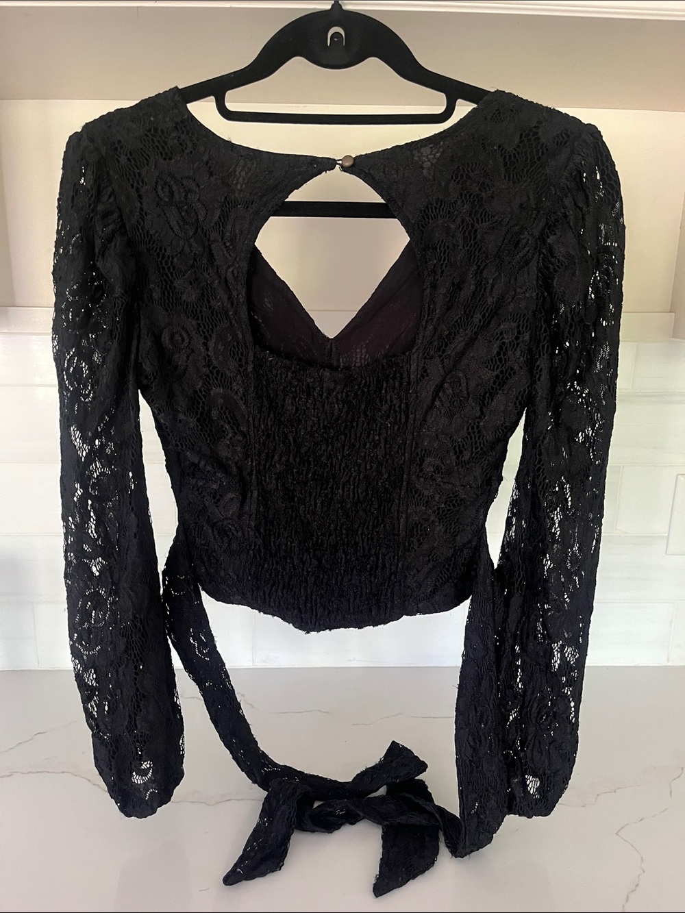 Anthropologie Black Lace Crop Ballon Sleeve Blouse size XS - Picture 8 of 9